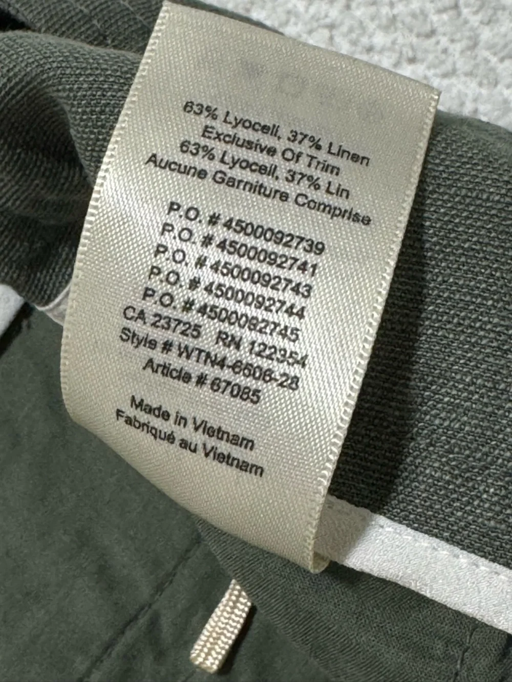 Aritzia Wilfred Allant Linen-Blend Pants in an olive green shade size 4